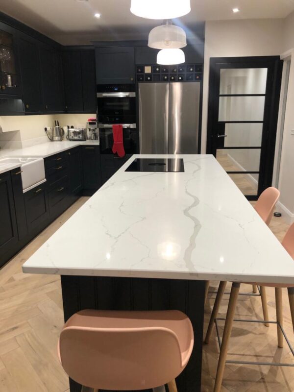 Kitchen worktop in Calacatta marble project 3 (b)